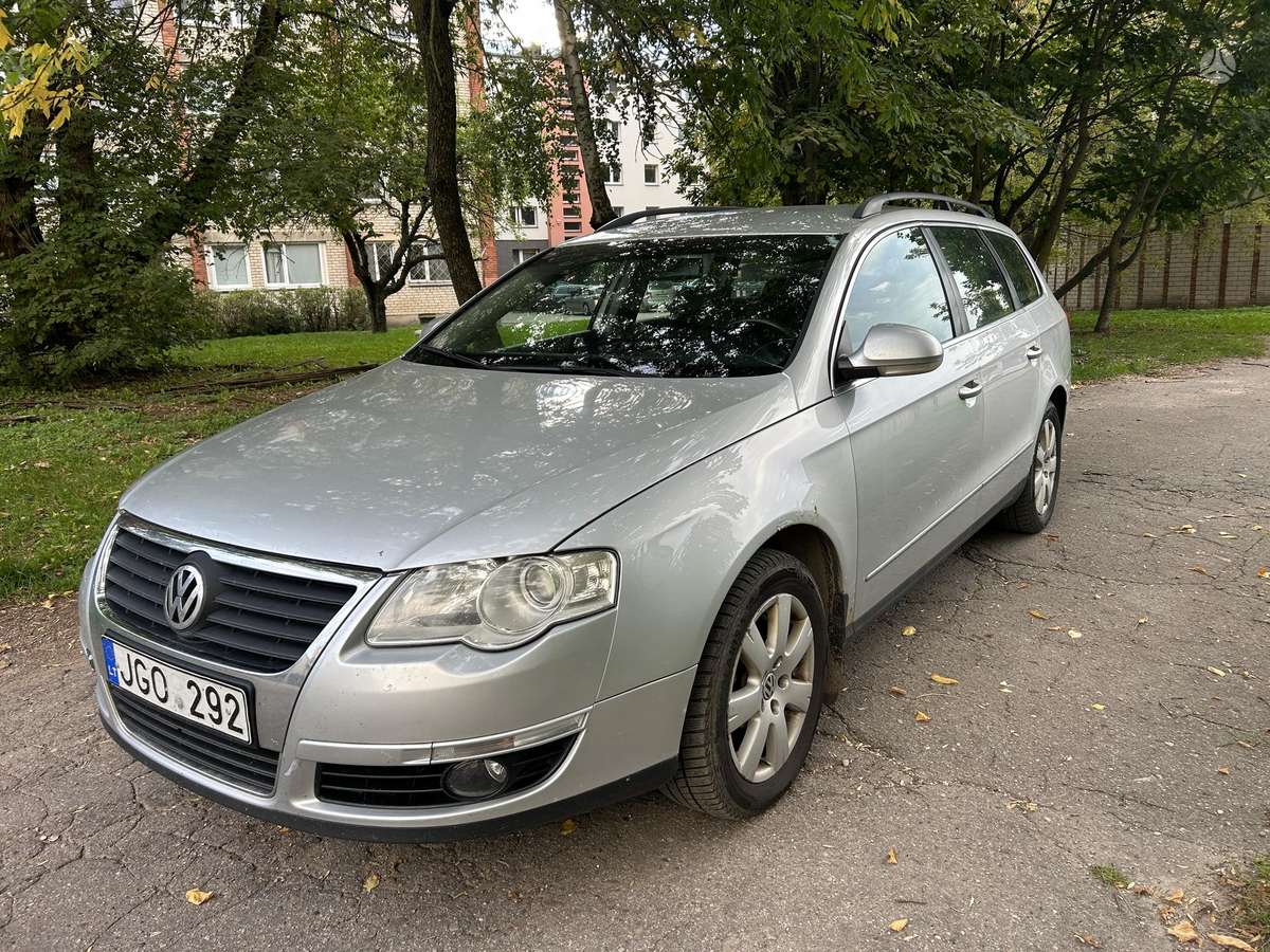Volkswagen Passat 2006 — interior