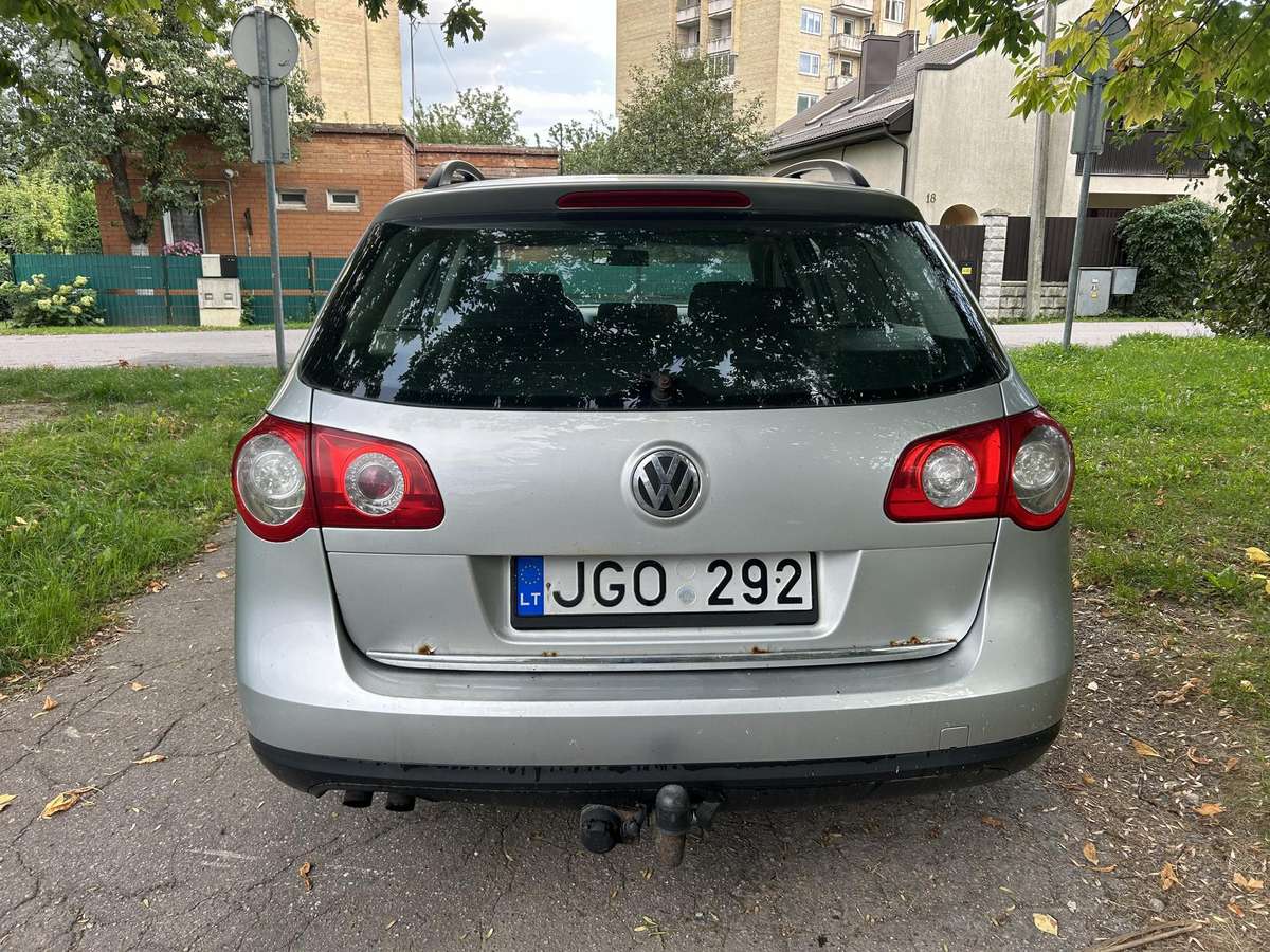 Volkswagen Passat 2006 — photo 6