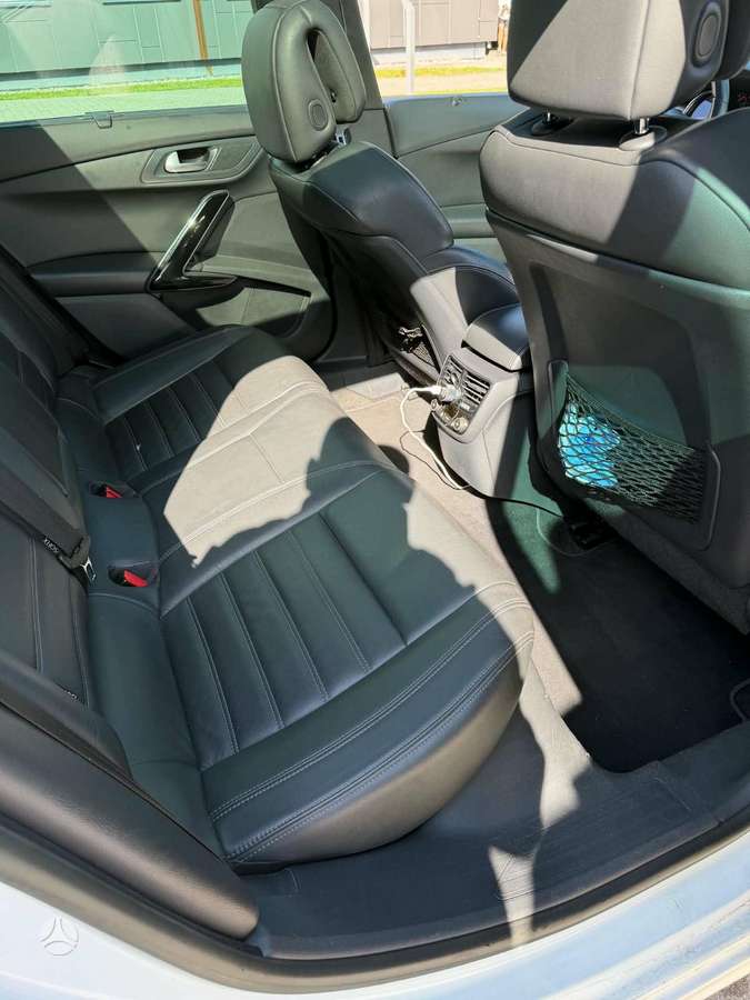 Peugeot 508 2014 — фото 11