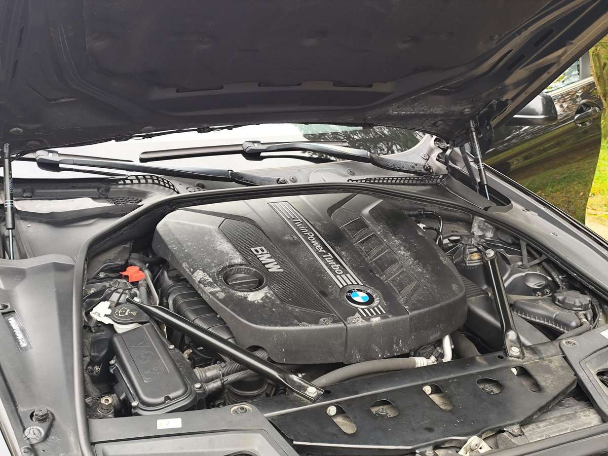 BMW 525 2012 — photo 15