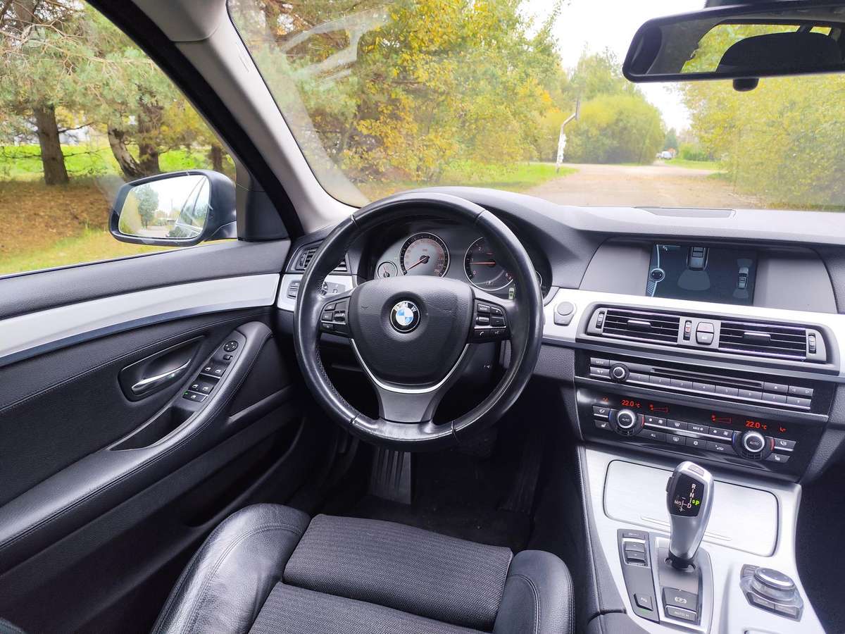 BMW 525 2012 — photo 7