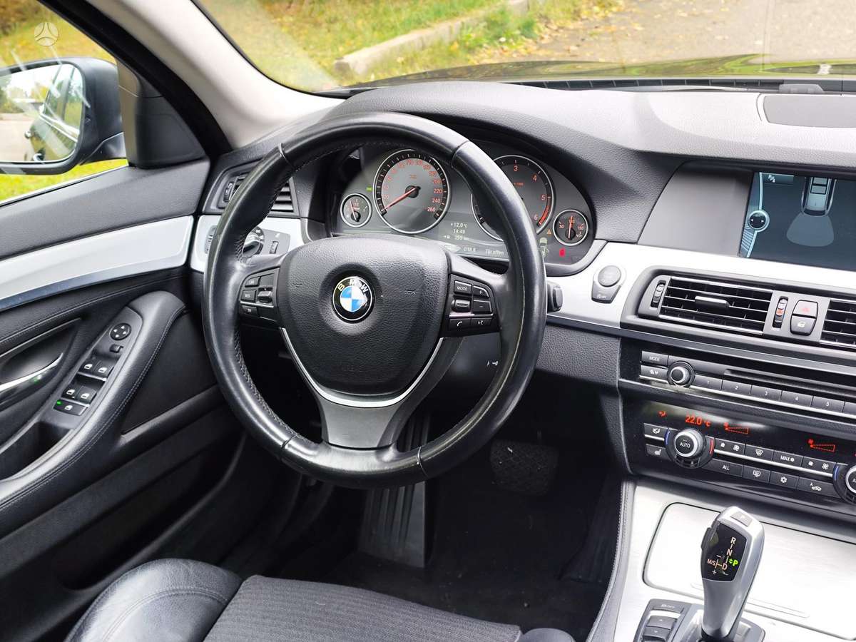 BMW 525 2012 — photo 8