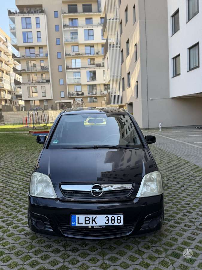 Opel Meriva 2007 — вигляд ззаду