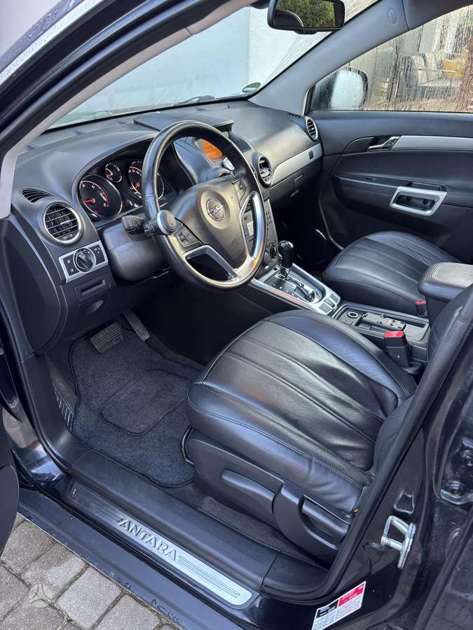 Opel Antara 2011 — photo 7