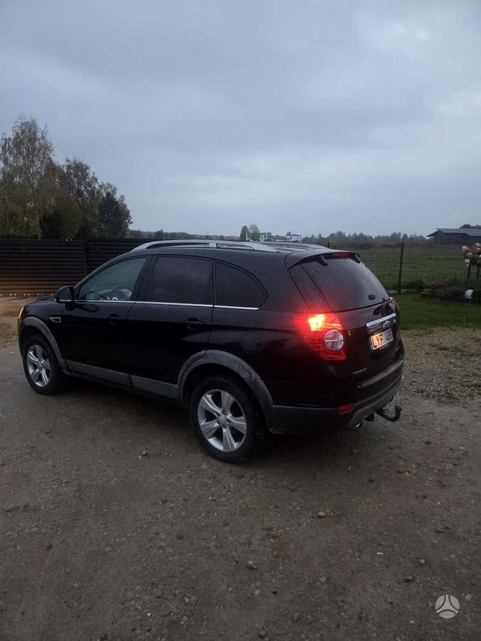 Chevrolet Captiva 2012 — вигляд ззаду