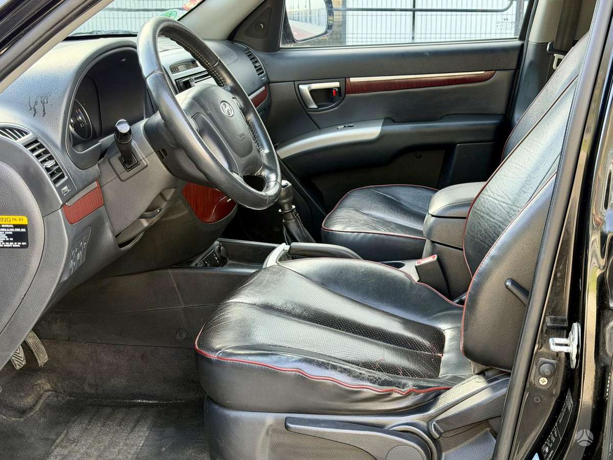 Hyundai Santa 2009 — photo 11