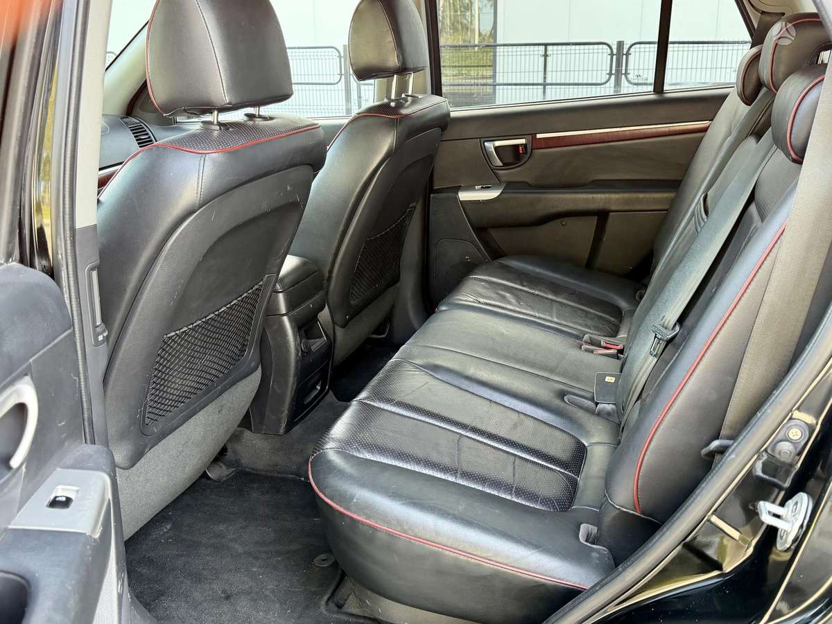 Hyundai Santa 2009 — photo 14