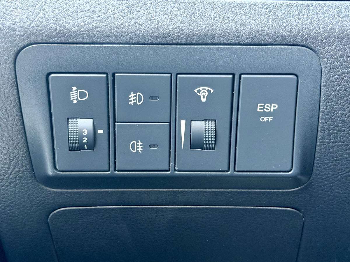 Hyundai Santa 2009 — photo 22