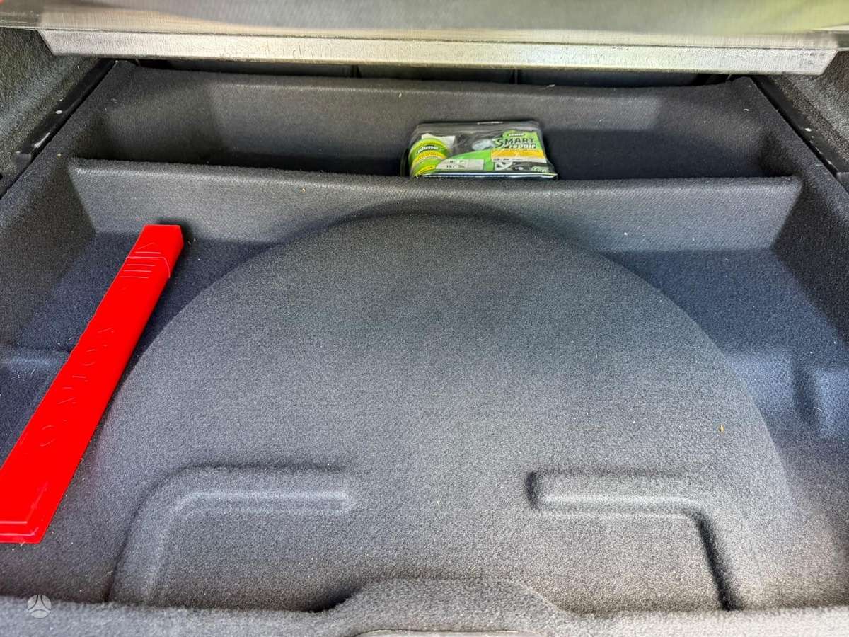 Volvo XC60 2015 — photo 11