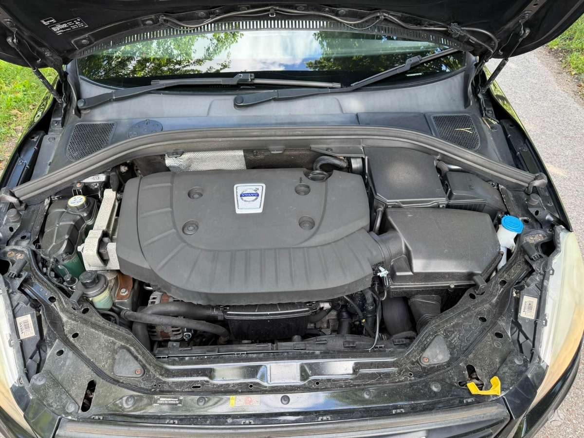Volvo XC60 2015 — photo 15