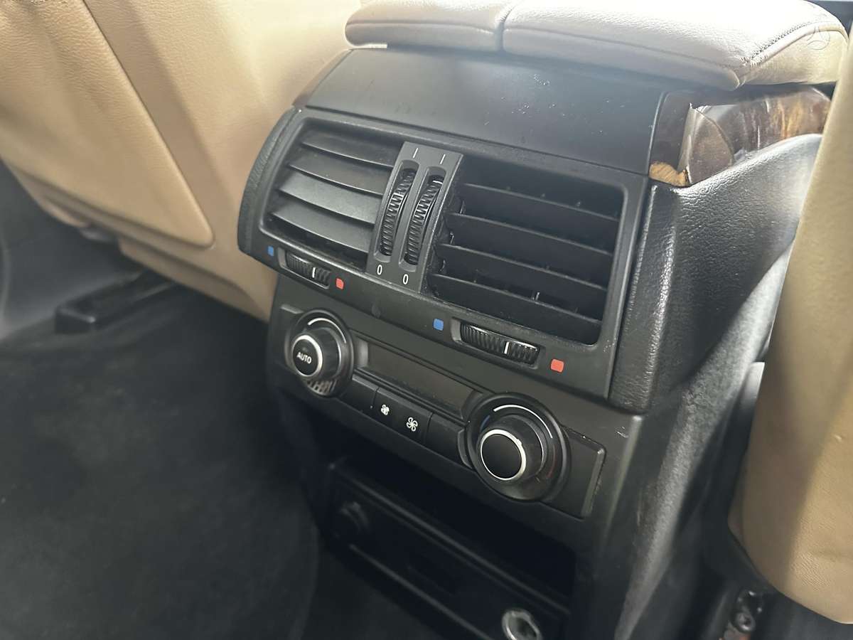 BMW X5 2008 — photo 13