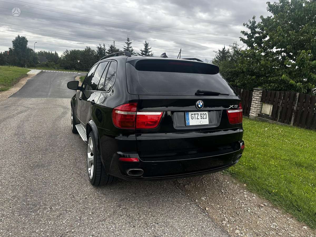 BMW X5 2008 — photo 9