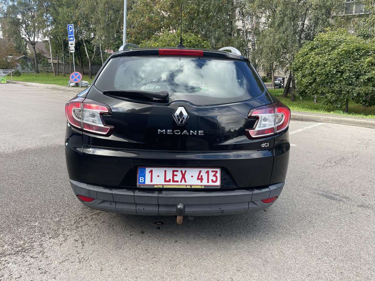 Renault Megane 2010 — двигун 1461 cm³, 90 HP (66kW)