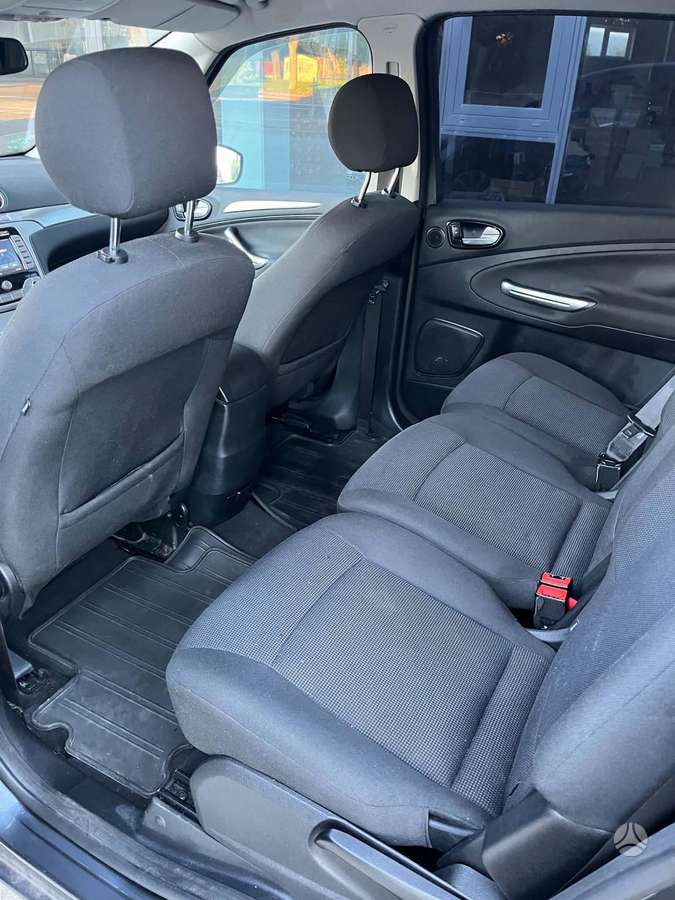 Ford S-MAX 2008 — photo 8