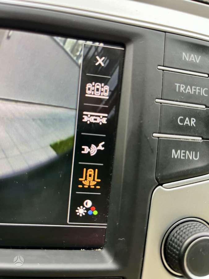 Volkswagen Passat 2015 — photo 11