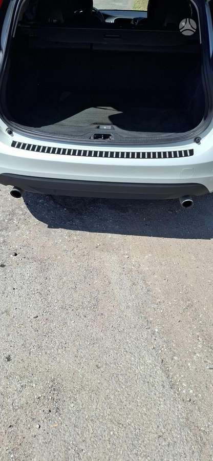 Volvo V60 2011 — photo 15