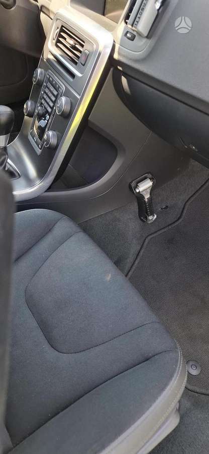 Volvo V60 2011 — photo 7