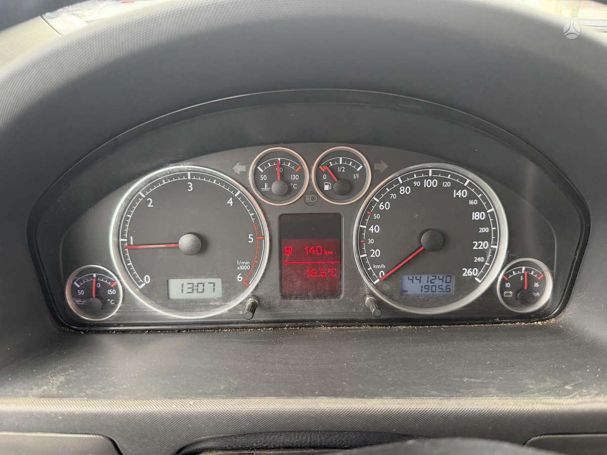 Volkswagen Sharan 2005 — photo 11