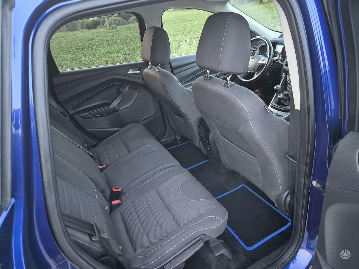 Ford Kuga 2014 — фото 11