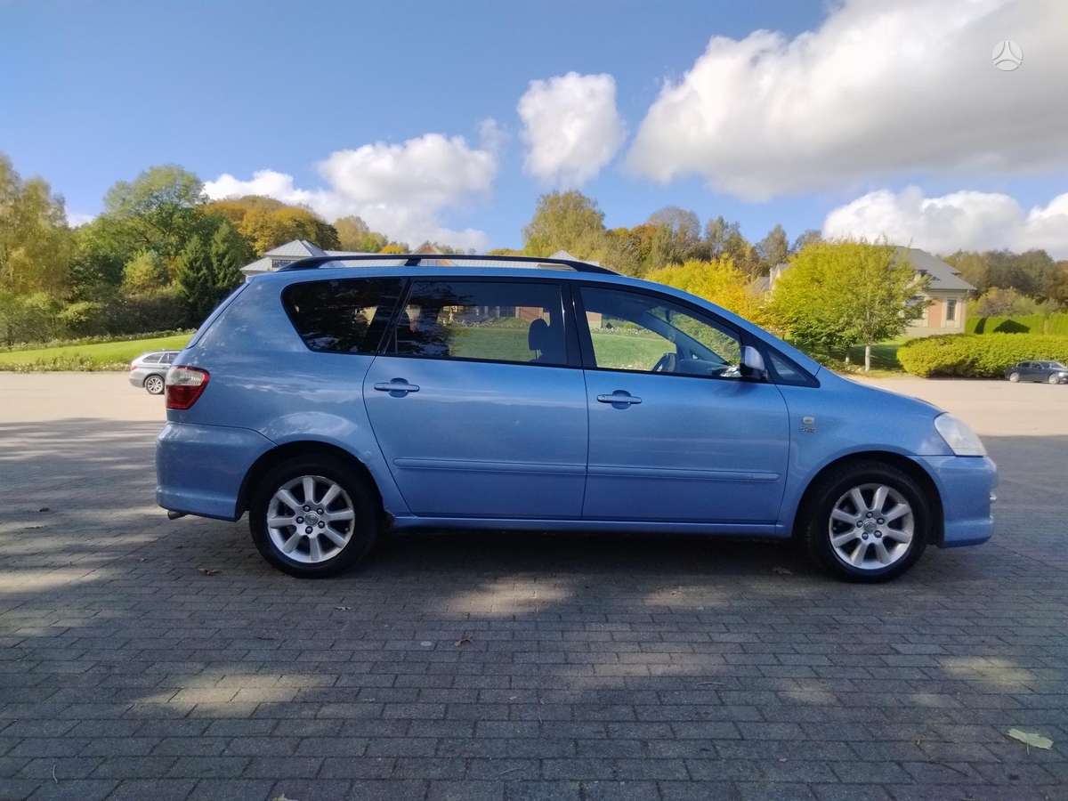 Toyota Avensis 2005 — photo 7