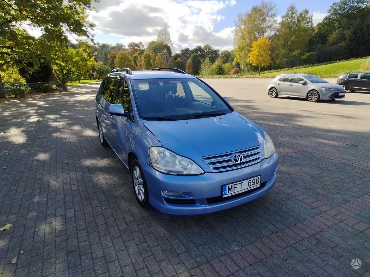 Toyota Avensis 2005 — photo 9
