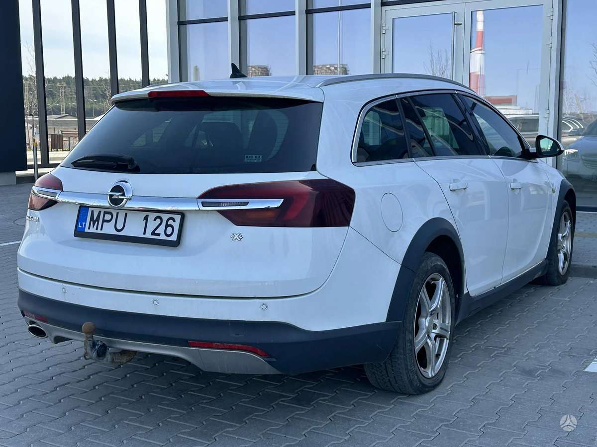 Opel Insignia 2014 — photo 6