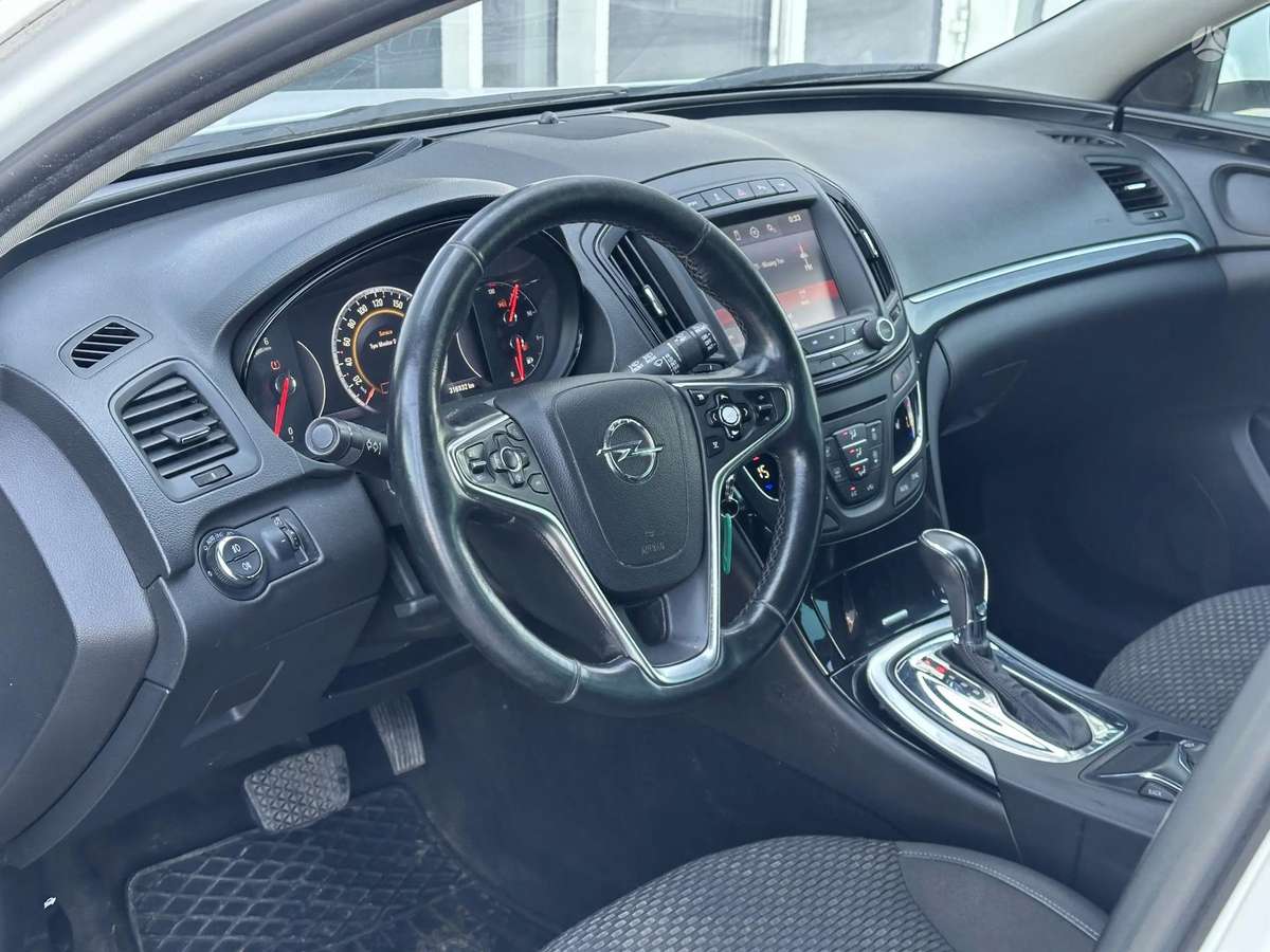 Opel Insignia 2014 — photo 7