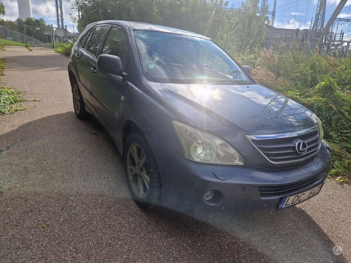 Lexus RX 2006 — двигун 3300 cm³, 211 HP (155kW)