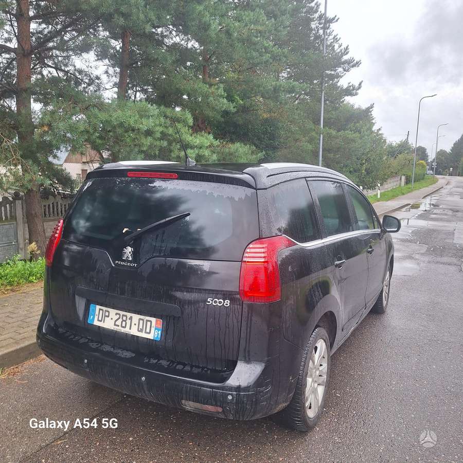 Peugeot 5008 2015 — engine 1997 cm³, 150 HP (110kW)