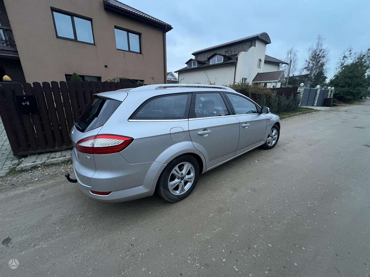 Ford Mondeo 2008 — салон