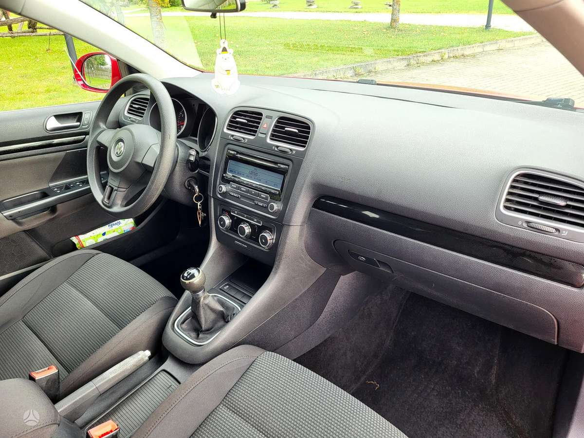 Volkswagen Golf 2010 — photo 20