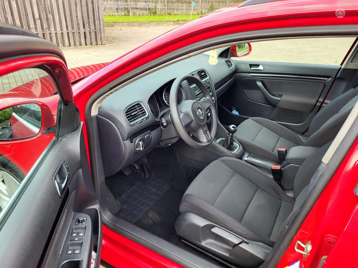 Volkswagen Golf 2010 — photo 7