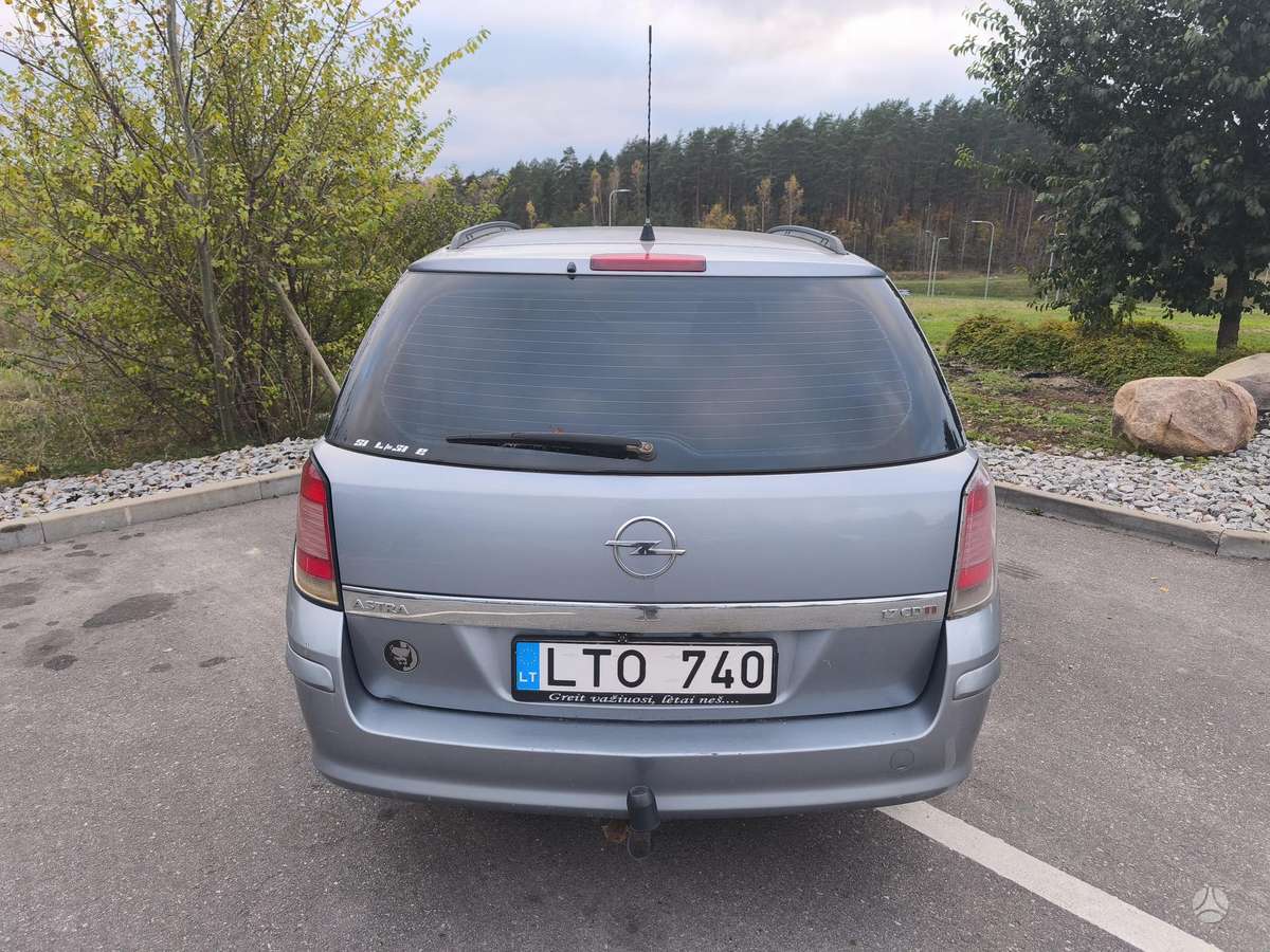 Opel Astra 2005 — engine 1686 cm³, 101 HP (74kW)
