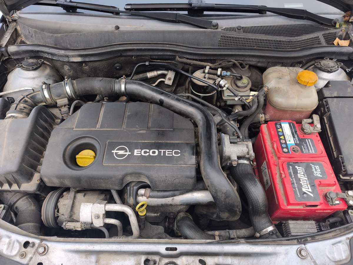 Opel Astra 2005 — photo 5