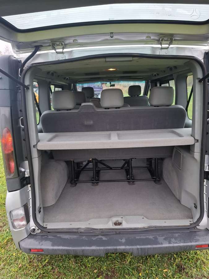 Opel Vivaro 2005 — engine 1900 cm³, 101 HP (74kW)
