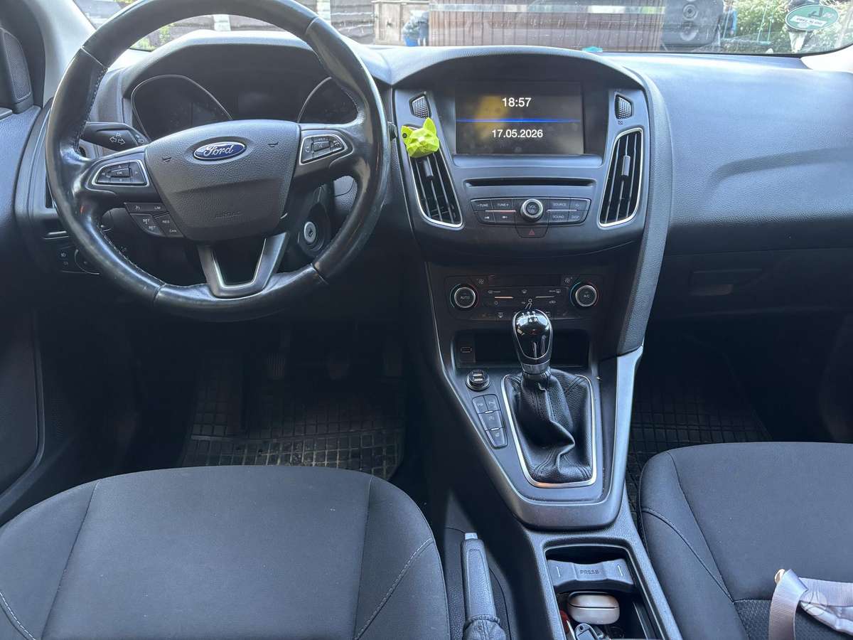 Ford Focus 2014 — photo 6
