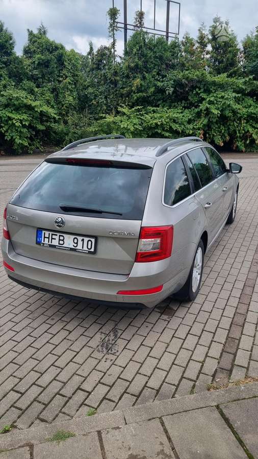 Skoda Octavia 2014 — interior