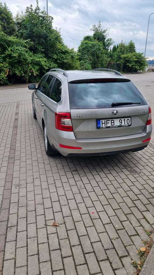 Skoda Octavia 2014 — engine 1598 cm³, 105 HP (77kW)