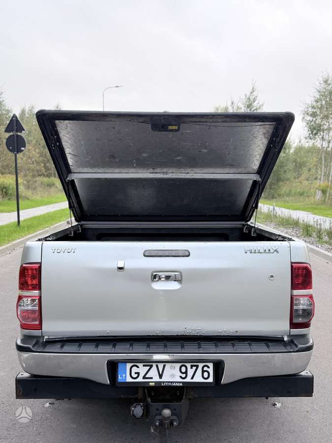 Toyota Hilux 2014 — photo 7