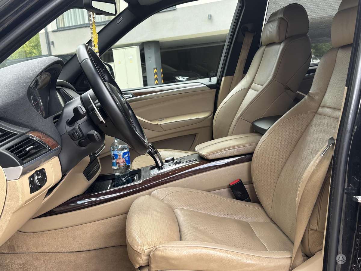 BMW X5 2007 — photo 15