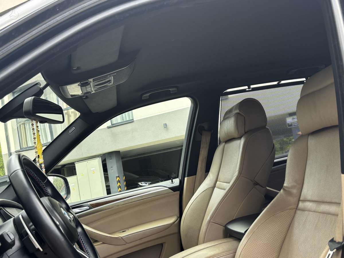BMW X5 2007 — photo 16