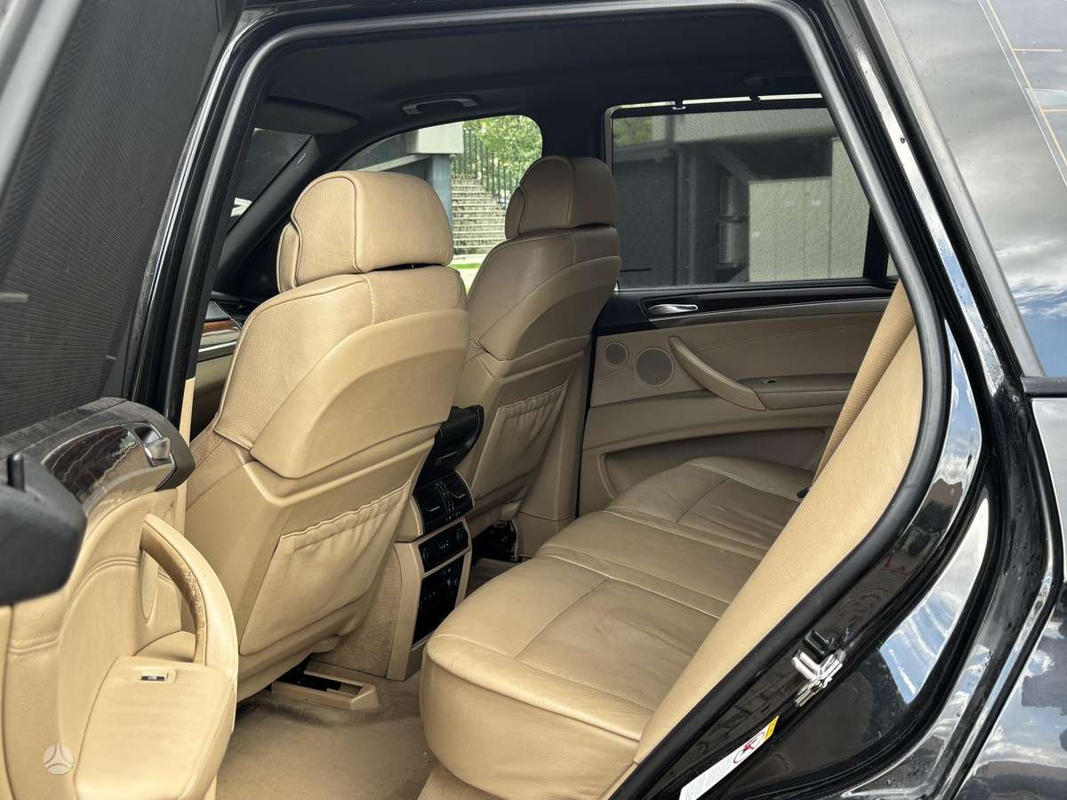 BMW X5 2007 — photo 18