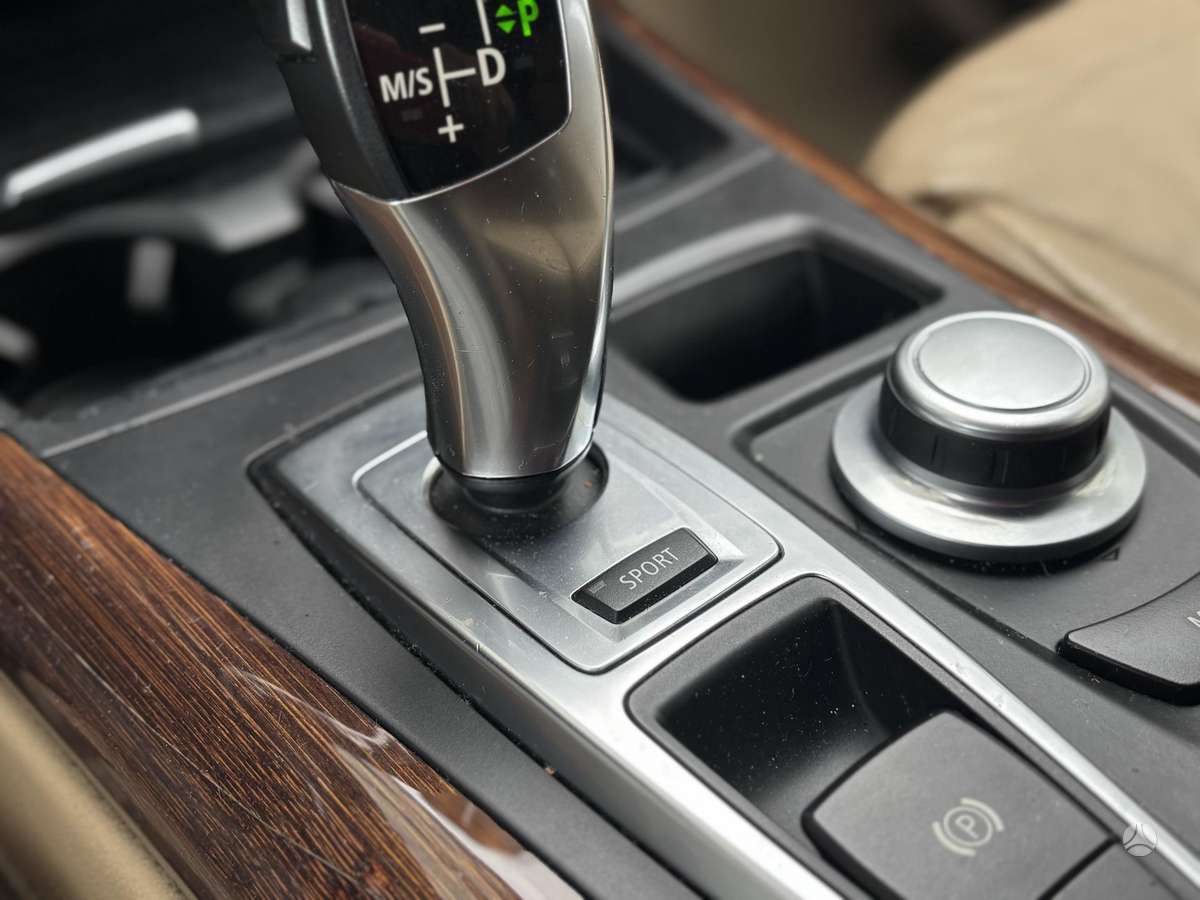 BMW X5 2007 — photo 26