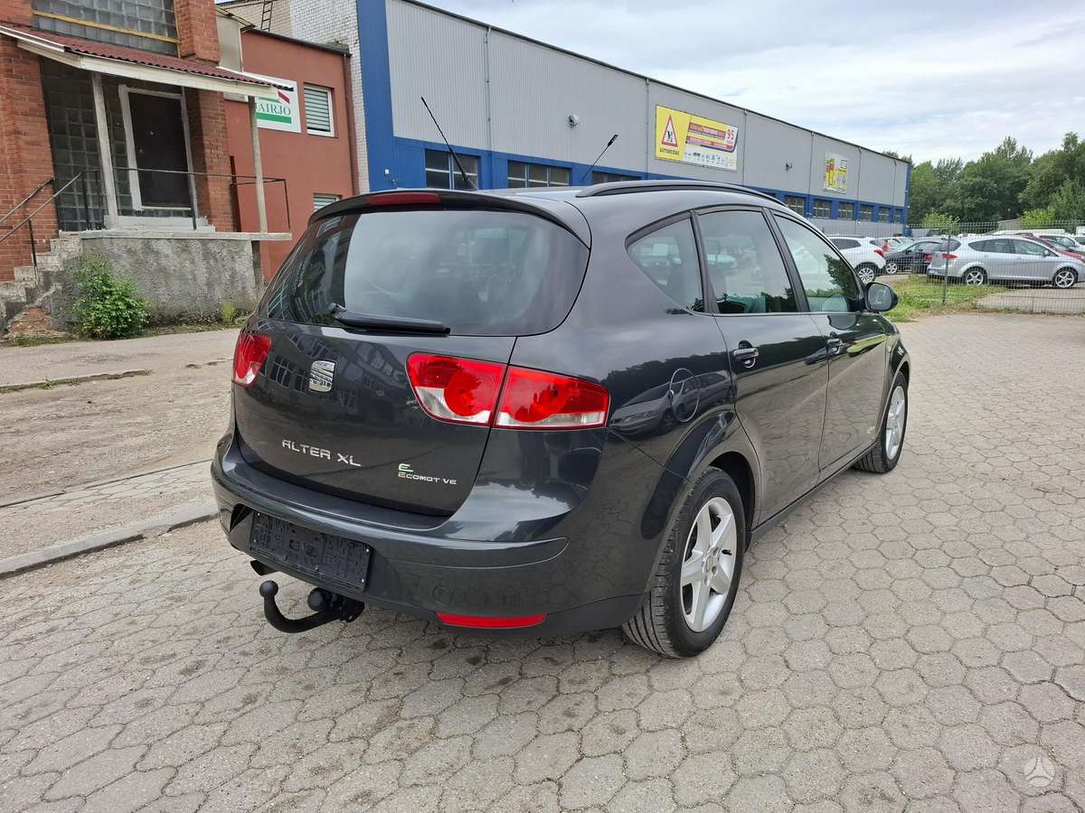 Seat Altea 2012 — салон