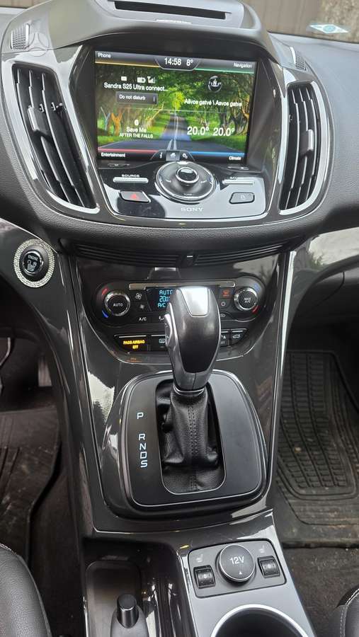 Ford Escape 2015 — photo 10
