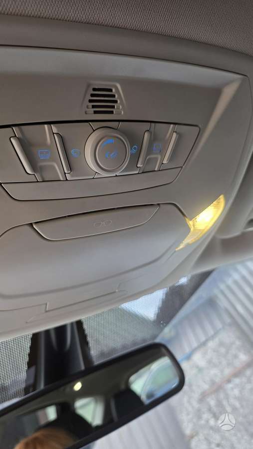 Ford Escape 2015 — photo 13
