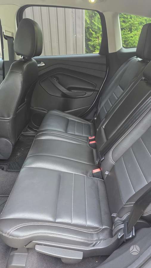 Ford Escape 2015 — photo 14