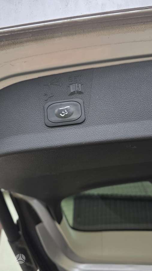 Ford Escape 2015 — photo 15