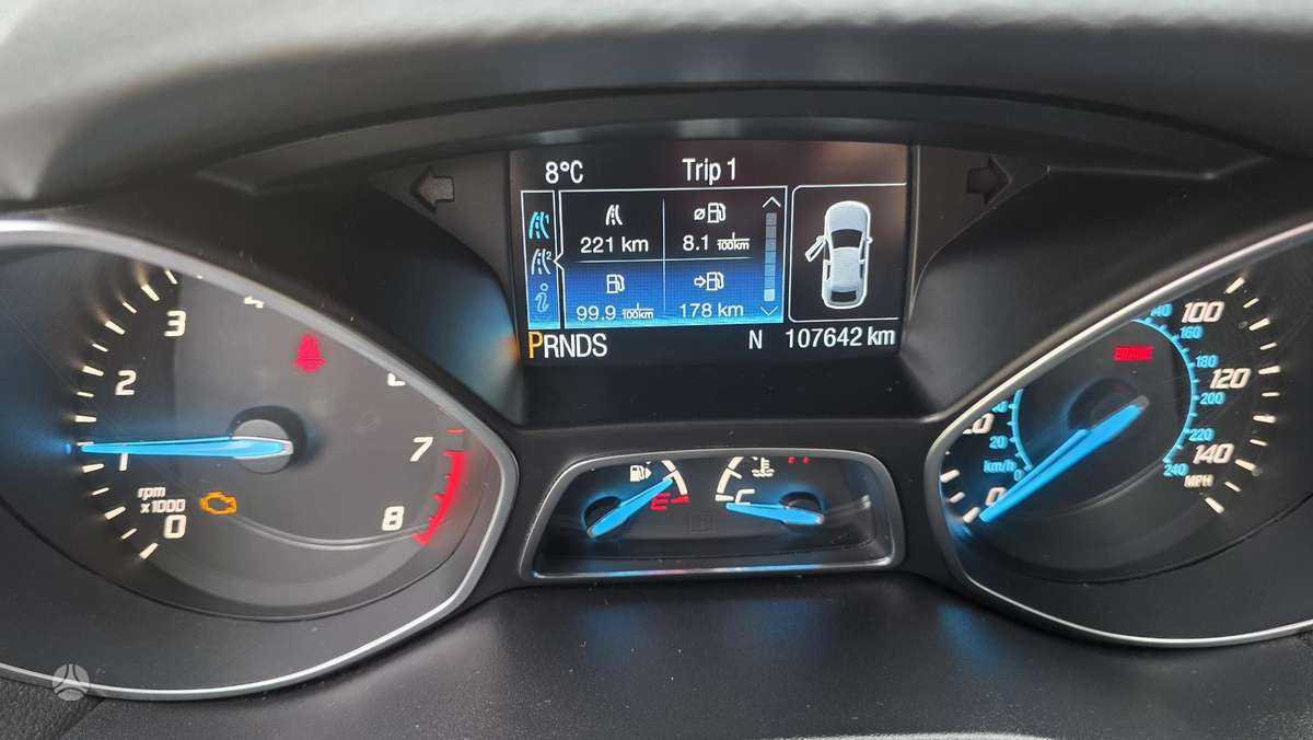 Ford Escape 2015 — photo 9