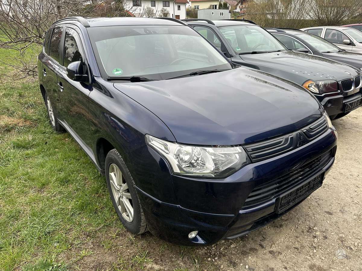 Mitsubishi Outlander, 2013